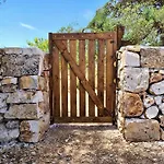 Le Pietre Di Puglia